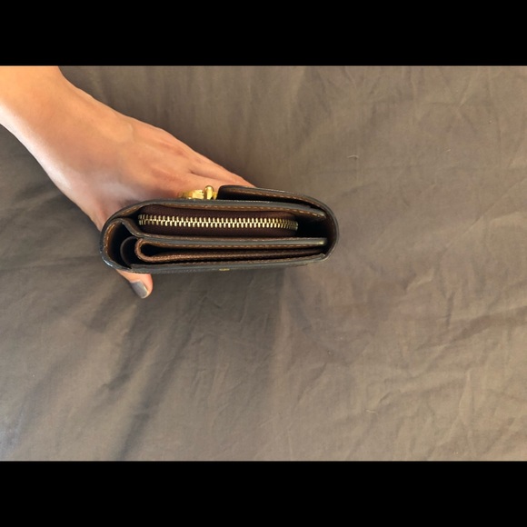 Authentic Louis Vuitton Monogram Compact Wallet - Picture 5 of 7
